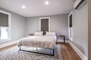 Lofty Ambition - Stunning West End Rooftop Retreat - 6