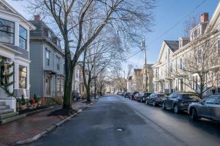 Luxurious West End Historic Townhome - The Cushman - 7