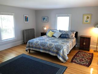 Back Cove - Sunny 2nd Floor Condo - 3