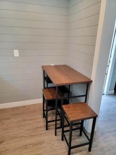 Romantic Glamping Getaway Perfect for Quality Time with Your Partner: Cute Tiny House near Owensville, Missouri - Owensville - 4