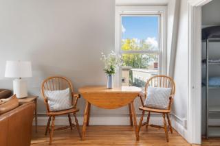 Skyline 138 Charming West End Mansard Penthouse - 6