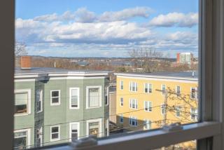 Skyline 138 Charming West End Mansard Penthouse - 3