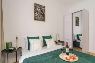 Lumina luxury apartments with parking - 8