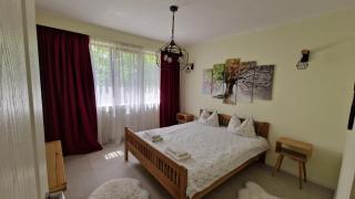 University Apt - 9
