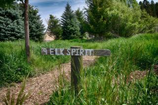 Glamping Adventure by the Payette River: Charming Pet-Friendly Teepee Rental near Boise, Idaho - - 9