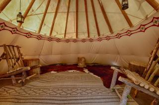 Glamping Adventure by the Payette River: Charming Pet-Friendly Teepee Rental near Boise, Idaho - - 8
