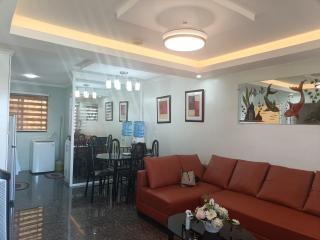 Cozy 2bedrooms one one oasis at back SM 5flr - Davao - 1