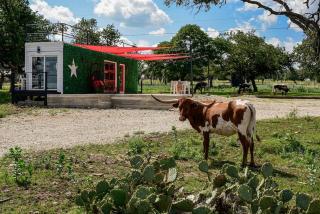 Wonderful Secluded Container in Fredericksburg, Texas - 9