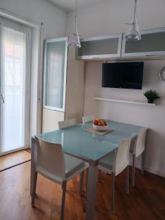 Manin Private SPA, Luxury Apartment very close to the sea, with beach umbrella and deckchairs included - 1