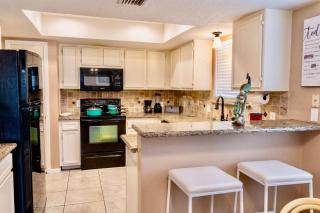 Katy Hideaway - Charming 3 BDR - Katy - 7
