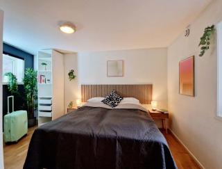 Prime location amazing king bed colorful oasis - Bergen - 9