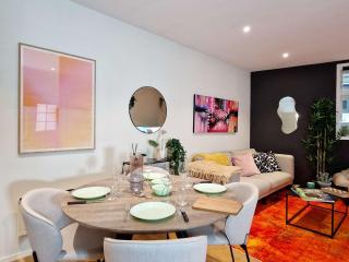 Prime location amazing king bed colorful oasis - Bergen - 7