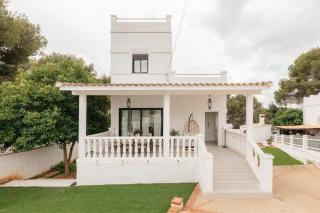 Spacious villa with private pool & garden for 4 - La Cañada - 9