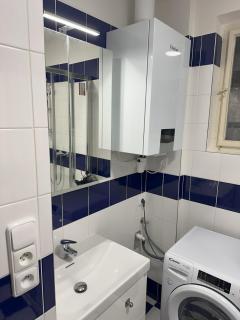 Spacious place on Metro station Andel - Prag - 3