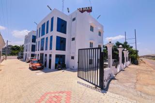 Hotel DB Max - Jāmb - 0