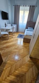 Knezevic resorts - Atene - 6