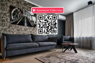 Scan QR code for apartment video tour - free parking, gym access, air conditioning, kitchen and more in central Riga - Riga - 0