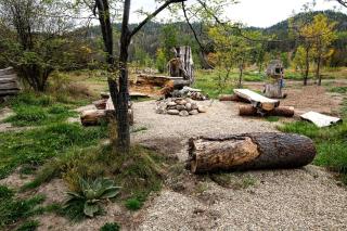 Peaceful Glamping Vacation in the Woods: Cute Pet-Friendly Teepee by the Payette River near Boise, Idaho - - 1