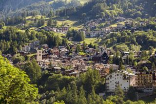 HelloCHALET Chalet Pessey - Entire Alpine Retreat with Private Garden, Nature & Silence 400mt to Valtournenche ski slope - Valtournenche - 1
