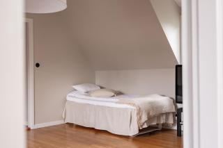 Charming topfloor APT in middle of Visby - 4