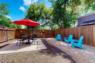 South Congress Getaway - Austin - 8