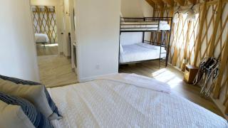 Unique Glamping Experience: Charming Yurt in Garden City, Utah, by Bear Lake - Garden City - 1