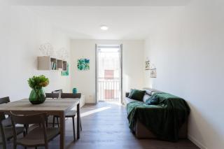 Central & Modern Apartment by Rent All Como - 2