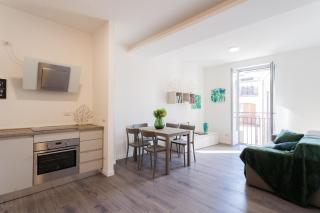 Central & Modern Apartment by Rent All Como - Como - 1