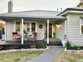 Charming Country Escape - Bacchus Marsh - 0