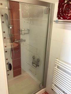 Apartman with parkIng in the Center - 500m from Hlavní nádraží - Brno - 6