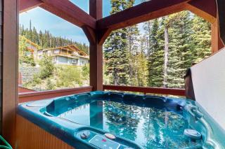 Snowbanks 2 - Big White - 9
