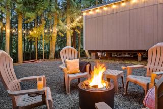 Tranquil, Creekside Cabin in the Forest of Sequim, Washington, Perfect for a Glamping Getaway from Seattle - 7