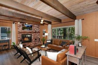 Spacious Modern Cabin Near Big Bear Lake in California - Big Bear City - 8