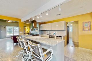 The Beach Nest - Cocoa Beach - 5