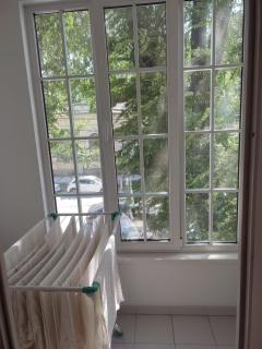Cozy Chișinău City Centre 1-Bedroom Apartment - Chişinău - 2