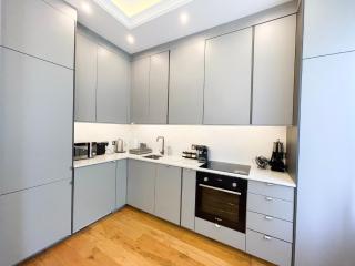 Stylish One Bed Flat in Paddington Pool and gym next door Free secure underground parking nearby - Londra - 4