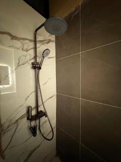 Comfort and Central Stay - Madaba - 1