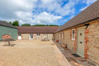 Priory Courtyard - 3 Bedroom Countryside Escape - - 1