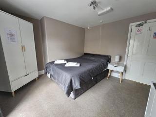 The Bulls Head Hotel - Youlgreave - 9