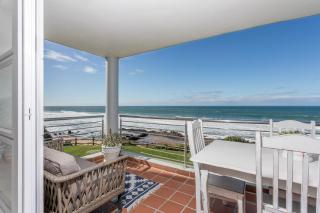 Ocean Pearl at Chakas Cove - Beachfront Apartment - Ballito - 0