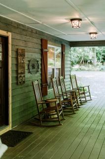 Blowing Rock Getaway: Pet-Friendly Cabin for a Peaceful Mountain Retreat - Blowing Rock - 5