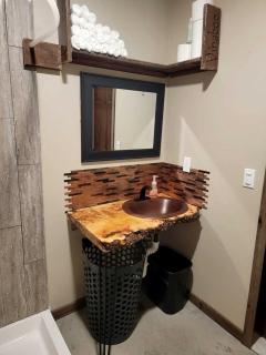 Off-Grid Tree Houses Great for Groups Getaways in Minnesota - 1