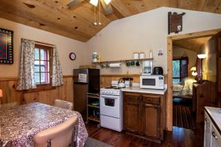 Create Lasting Memories: Family-Friendly Rustic Cabin in New Mexico's Backcountry - 4