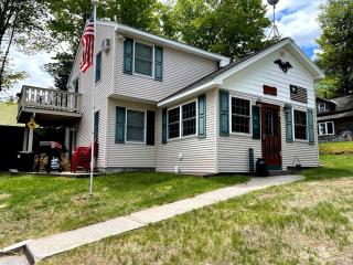 Seaside Glamping: Perfect Cabin just Steps from Old Forge Public Beach, NY - Old Forge - 0