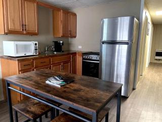 Seaside Glamping: Perfect Cabin just Steps from Old Forge Public Beach, NY - Old Forge - 4
