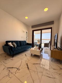 Cozy 1-Bedroom Apartment - Coral Bay - 2