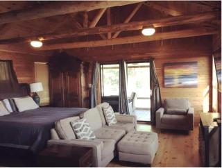 Charming Log Cabin in Texas - Perfect Glamping Vacation on the San Marcos River near Kingsbury - Kingsbury - 7