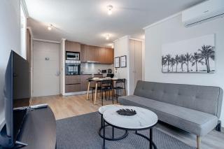 Modern & Cozy Apartment Steps from the Metro - Santiago - 7