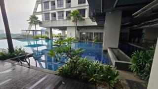 Meridin Medini Condo - - 8