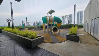 Meridin Medini Condo - - 7